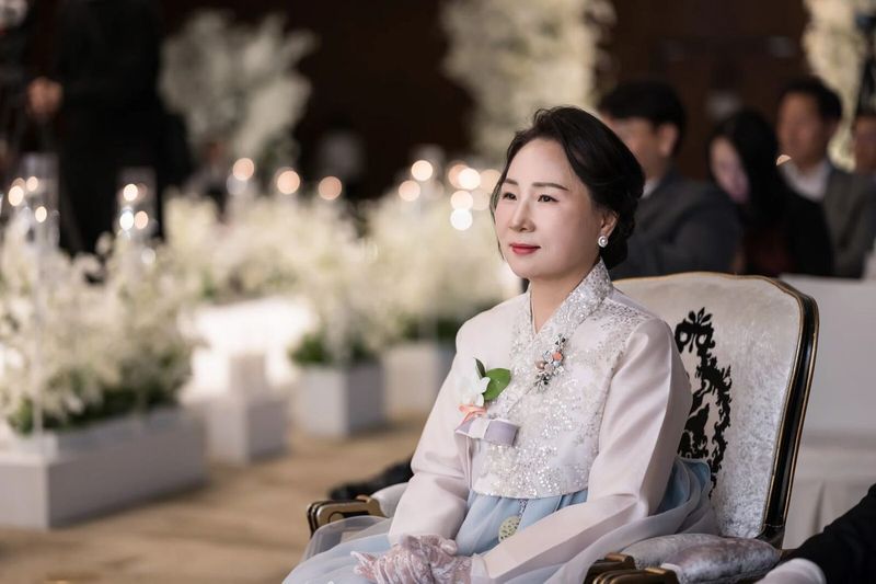 결혼식스냅 가격 혼주석 어머니 인물 사진